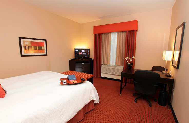 Hampton Inn & Suites Phoenix Chandler Fashion Center Δωμάτιο φωτογραφία