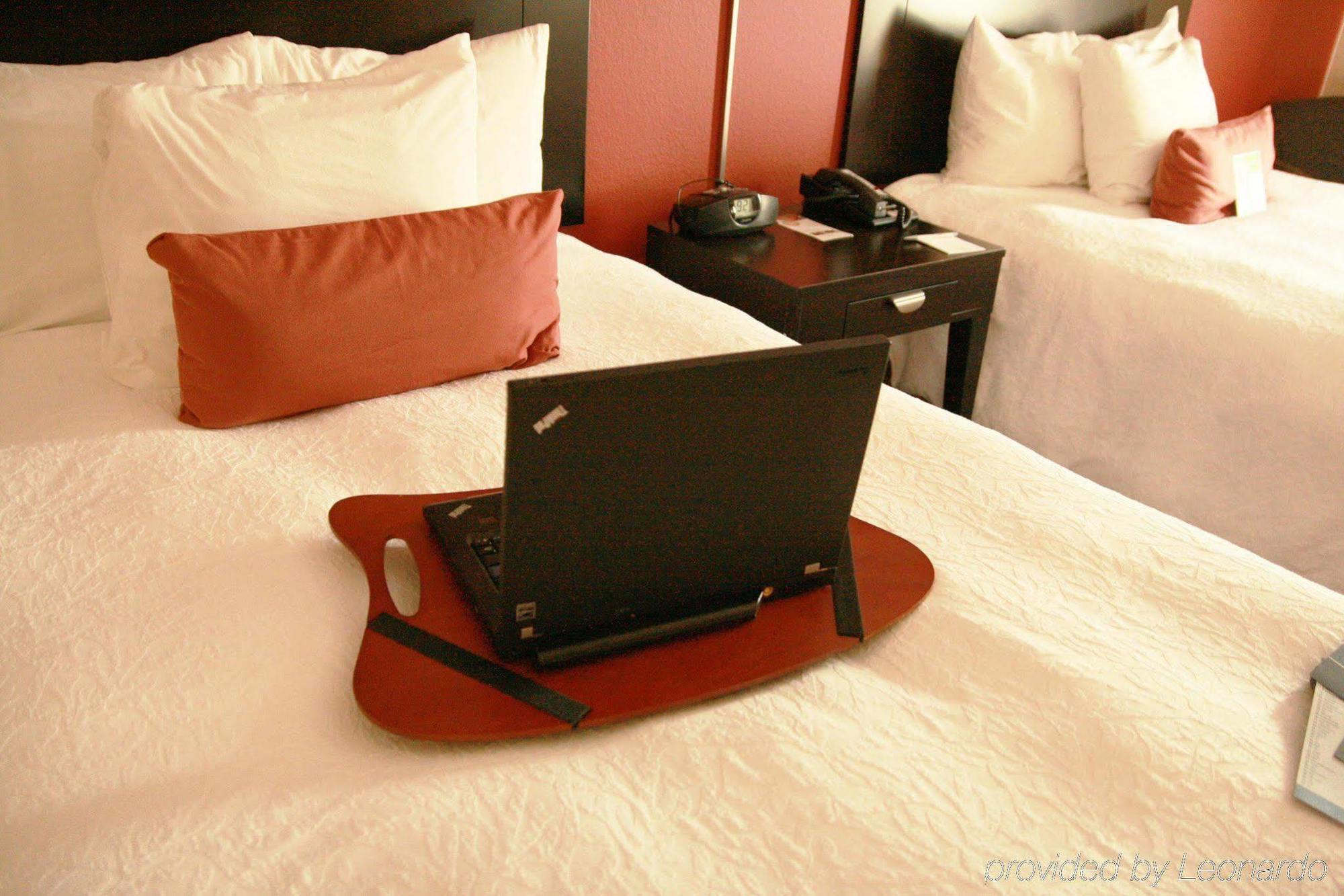 Hampton Inn & Suites Phoenix Chandler Fashion Center Δωμάτιο φωτογραφία